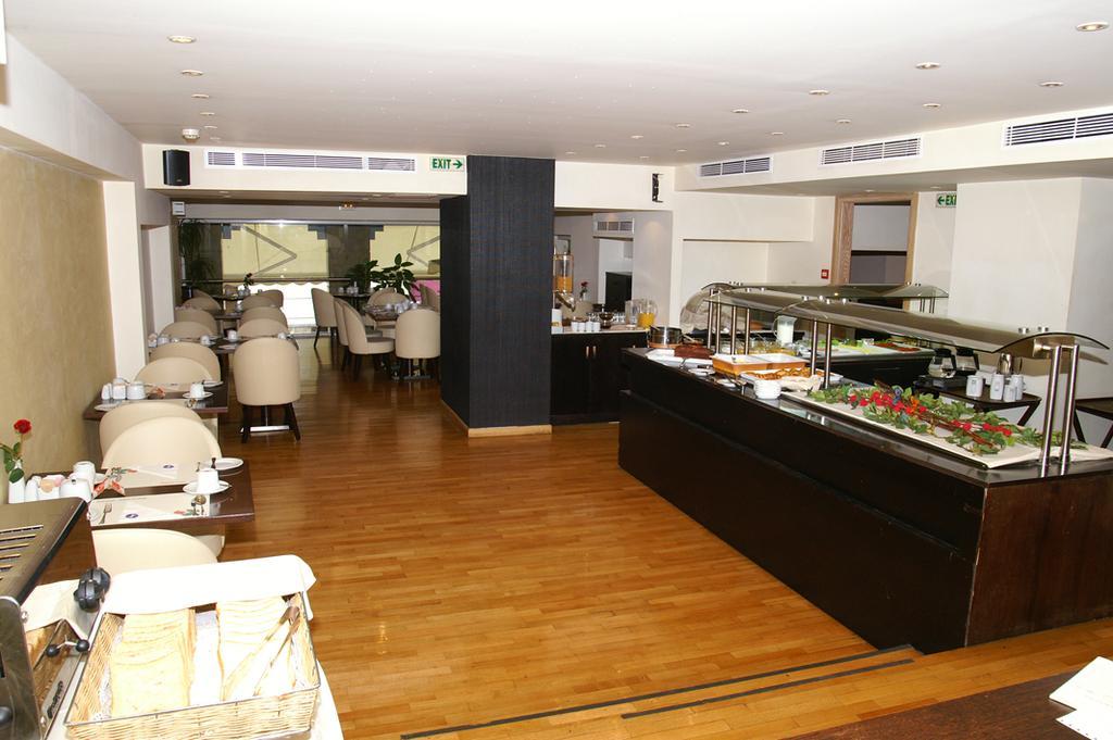 Hotel Lozenge Aten Restaurang bild